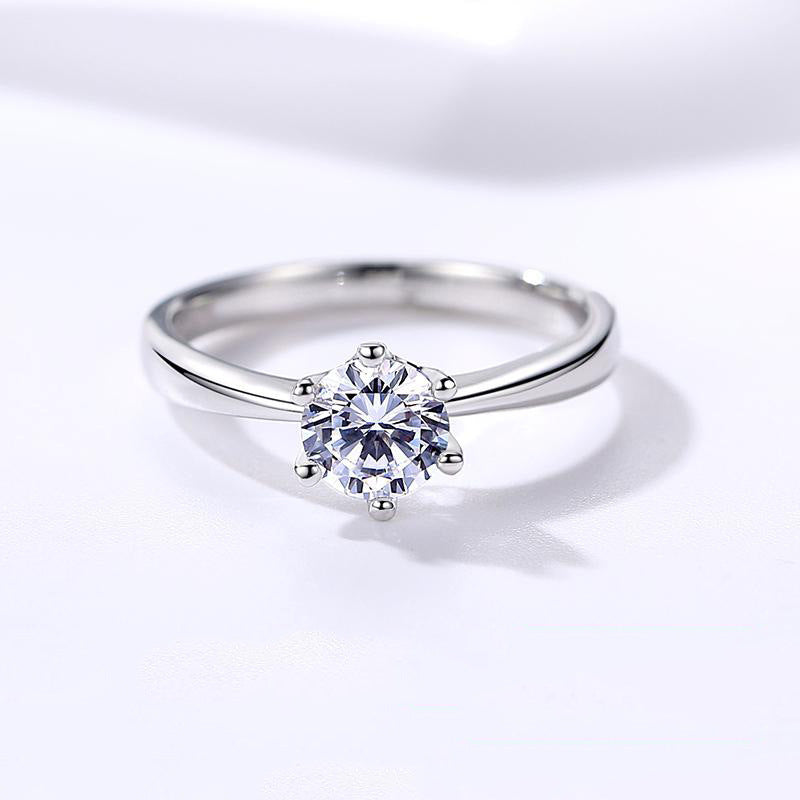 1Ct Classic Round Cut Moissanite Engagement Ring