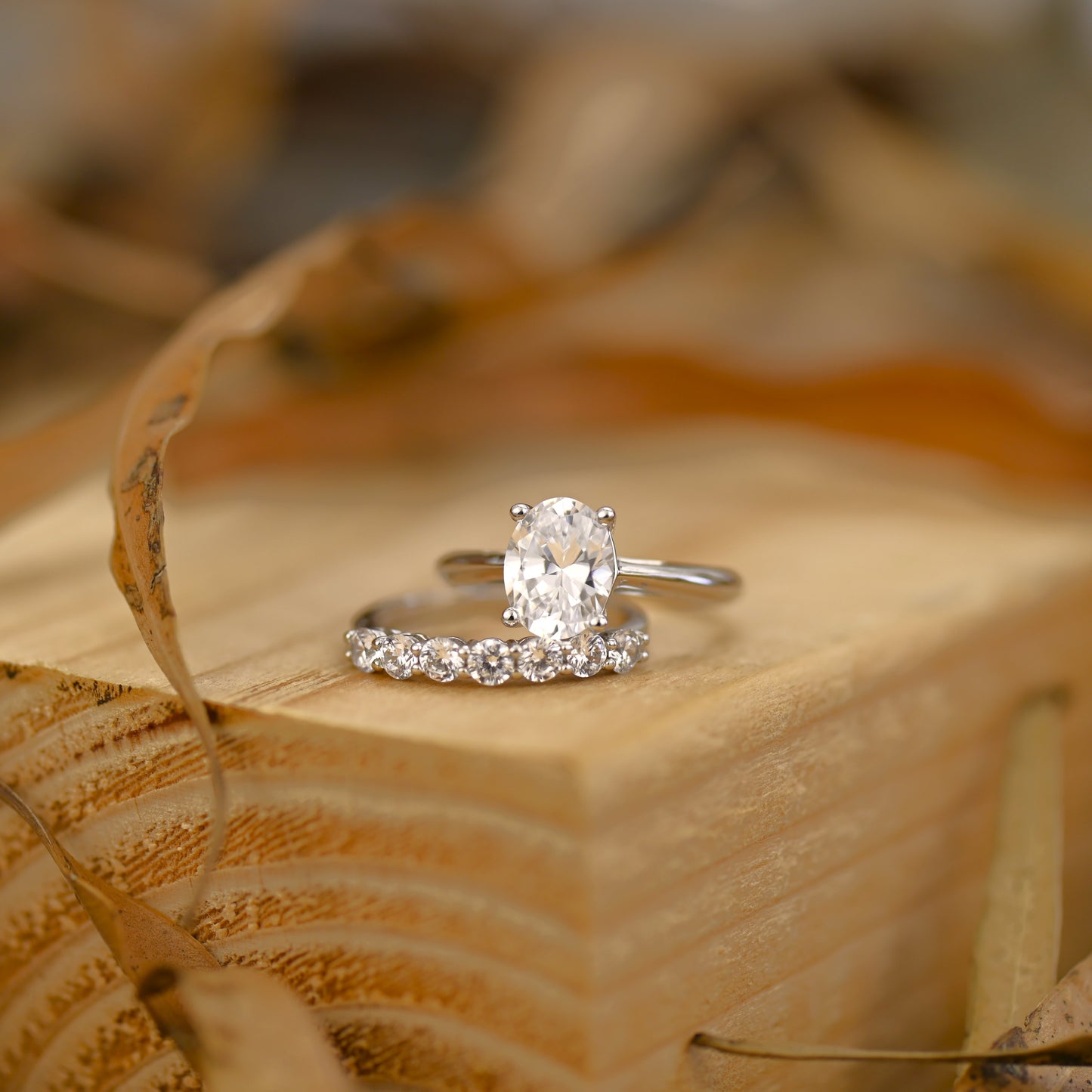 2Ct Classic Oval Cut Crystal Engagement Ring