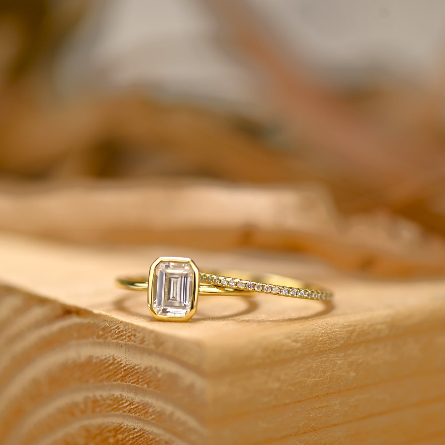 1.25Ct Gold Emerald Cut Diamond Engagement Ring Set