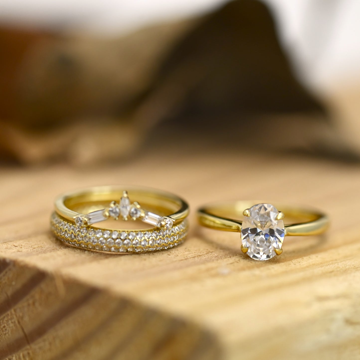 1.75Ct Gold Oval Cut Proposal Ring Set