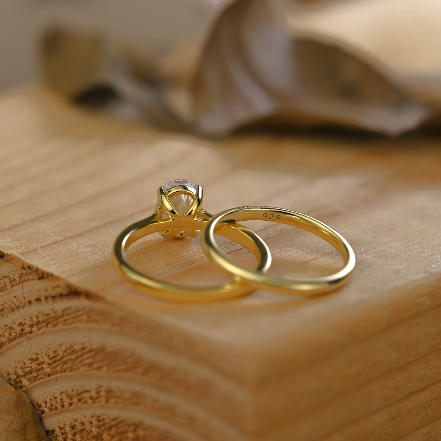 0.75Ct Golden Oval Cut Gemstone Wedding Ring Sets