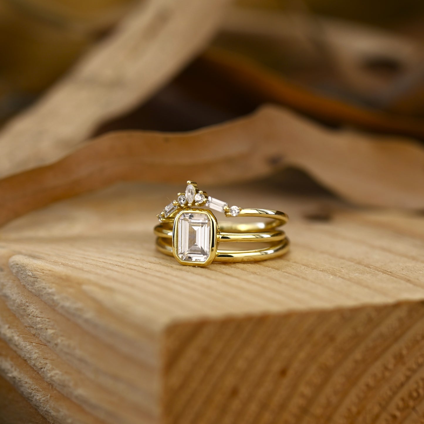 1.25Ct Accented Gold Wedding Ring Set