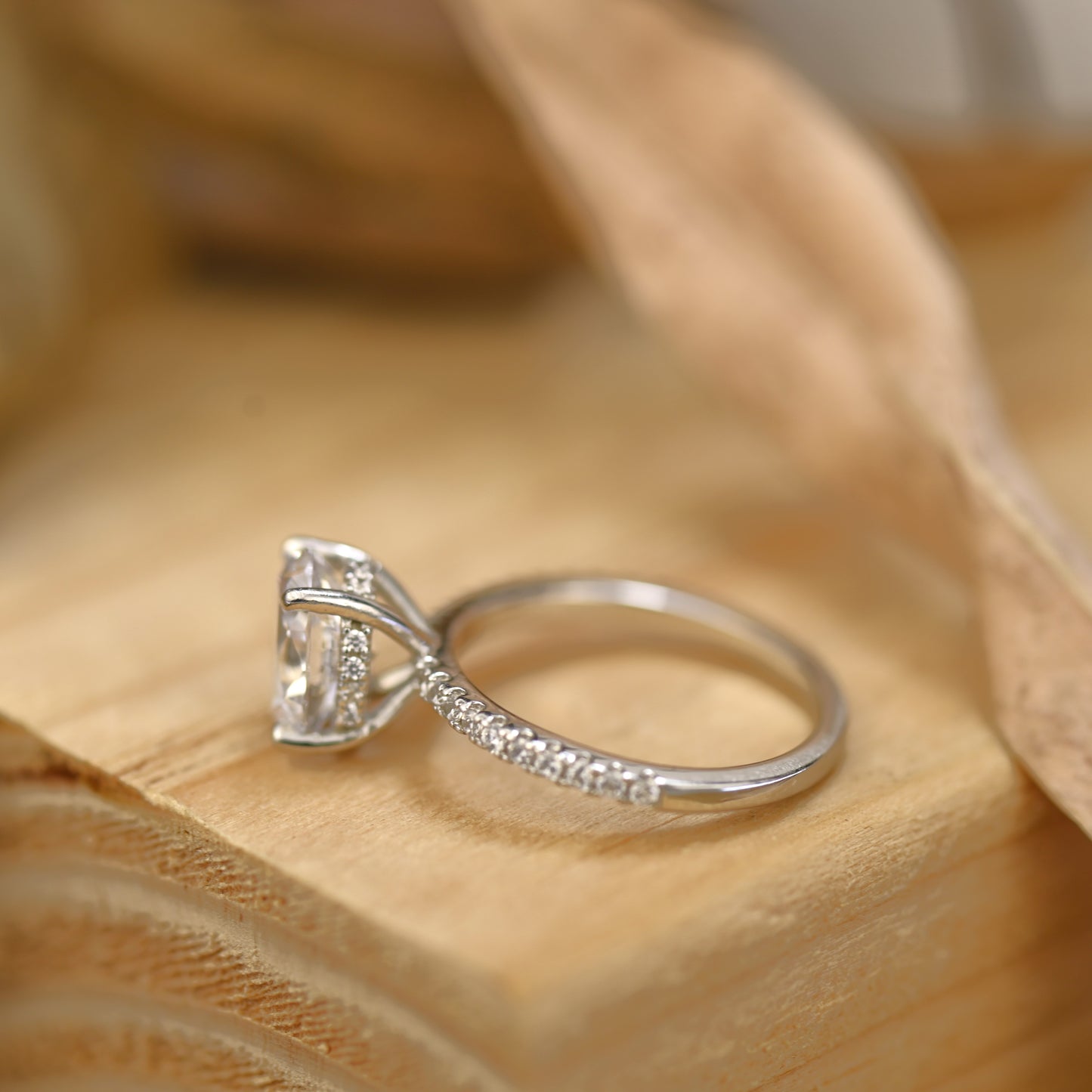 2.25Ct Classic Oval Cut Diamond Engagement Ring