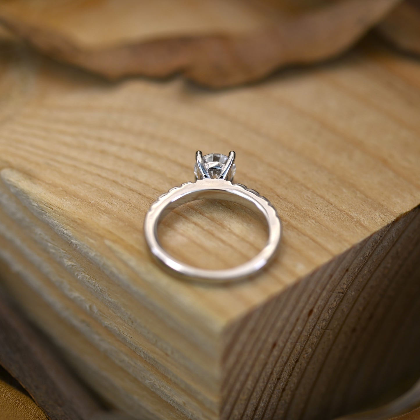 2Ct White Gold Round Cut Moissanite Wedding Ring