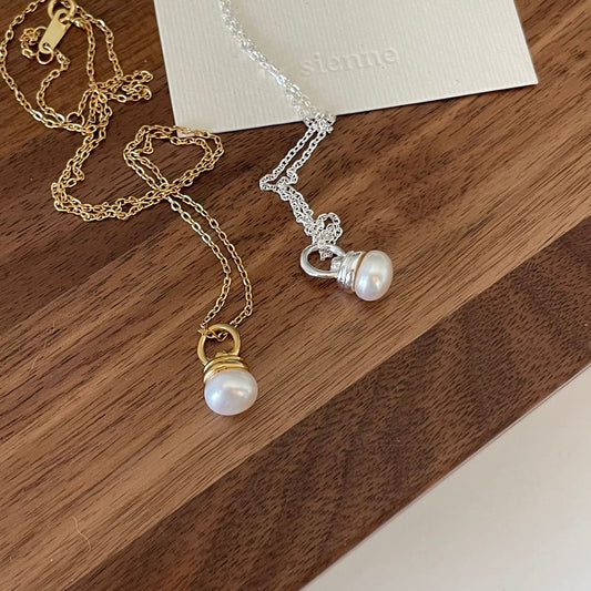 18K Gold Stylish Freshwater Pearl Lightbulb Necklace