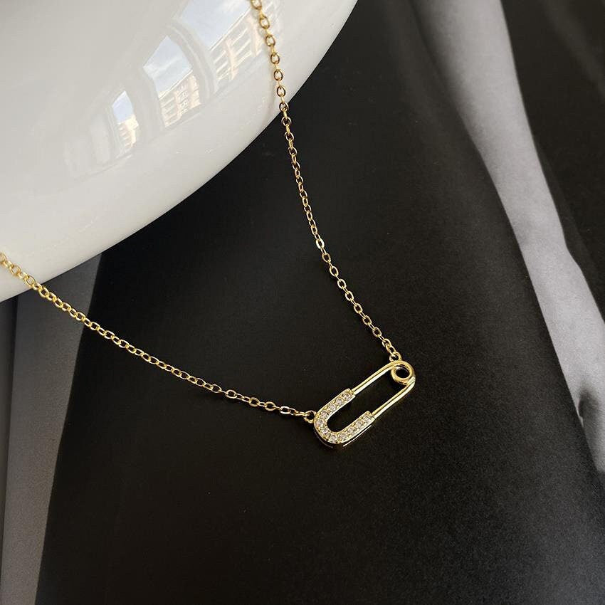 14K Gold Dainty Diamond Paperclip Necklace