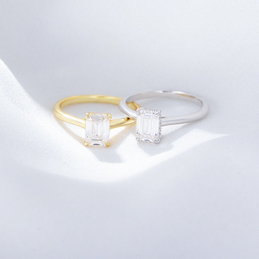 0.5Ct Gold Emerald Cut Diamond Wedding Ring