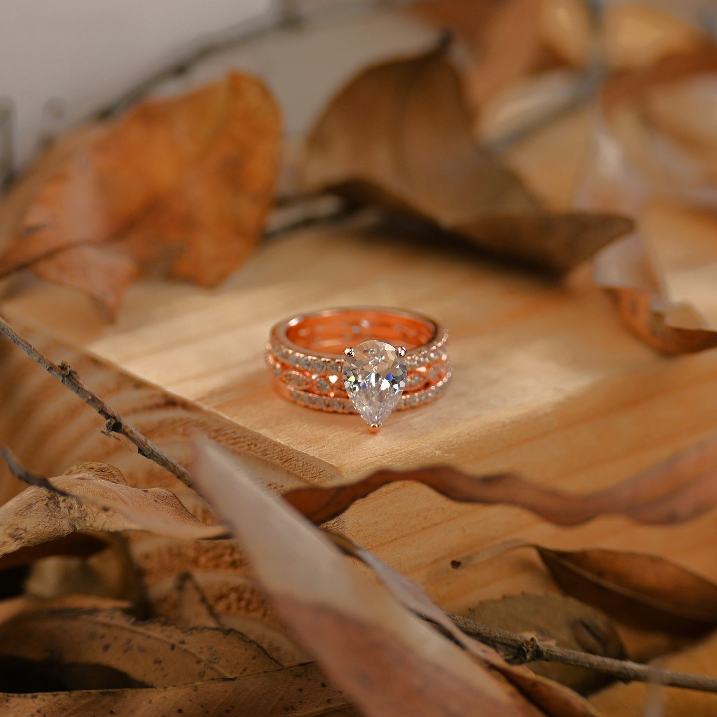 2Ct Pear Shape Rose Gold Diamond Wedding Ring Set