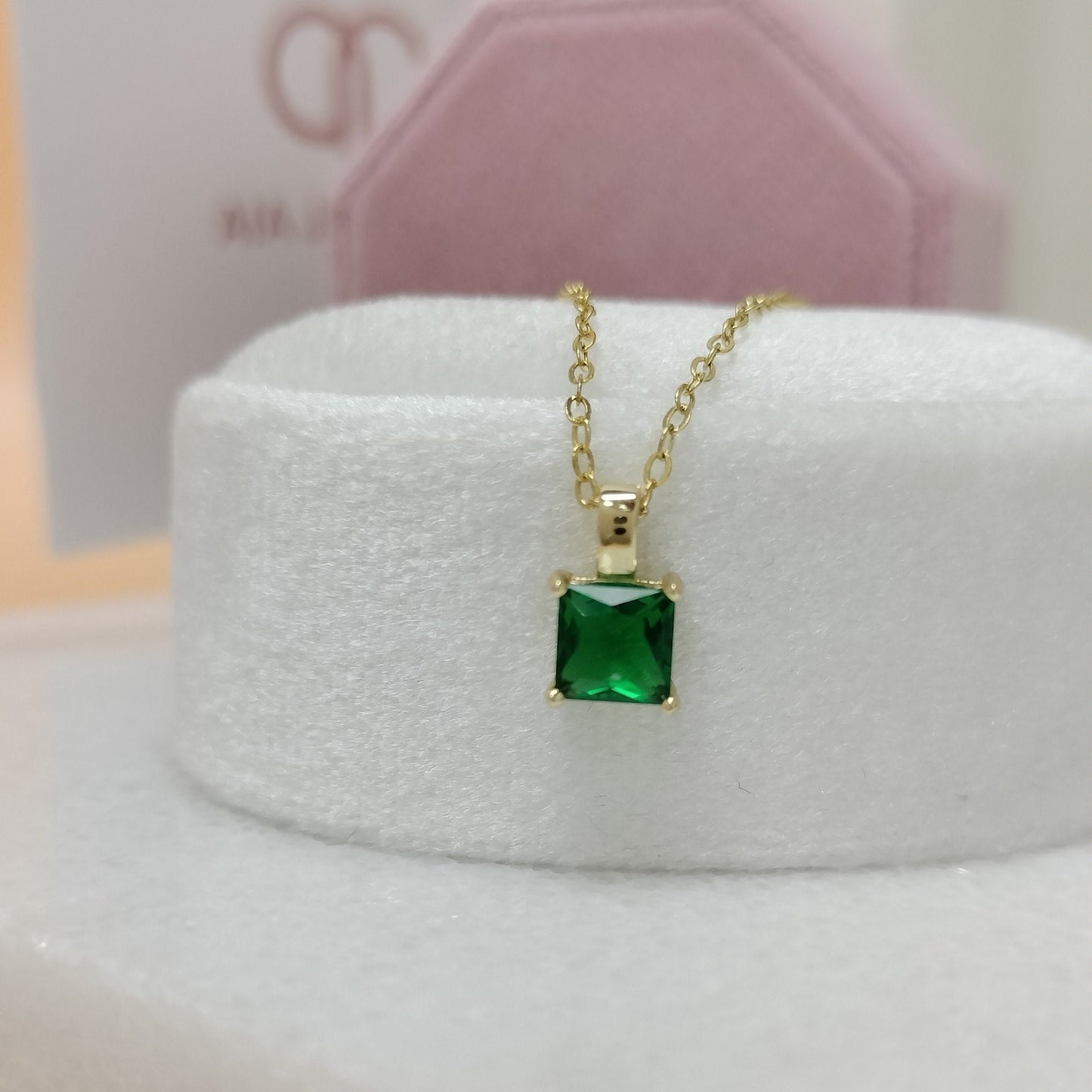 14K Gold Square Malachite Pendant Necklace